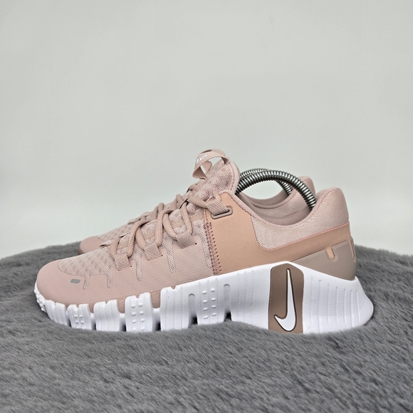 Nike Shoes - New Nike Free Metcon 5 'Pink Oxford' Women's Workout Shoes Size 8.5